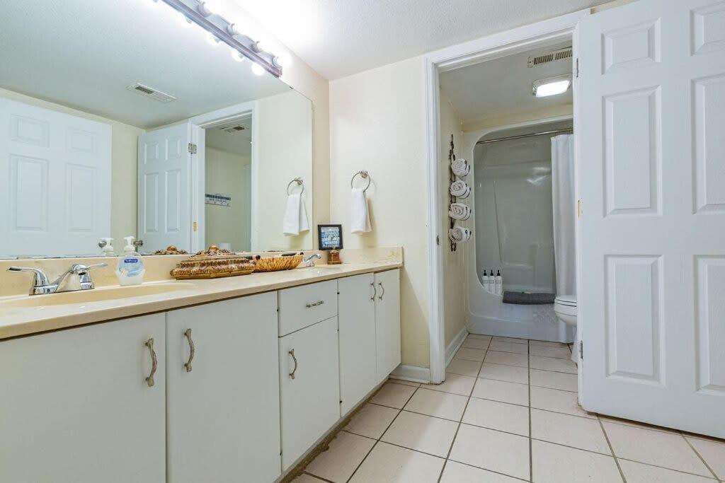 2-Bed, 1-Bath Apartment Near I-24, Great Location Чаттануга Экстерьер фото